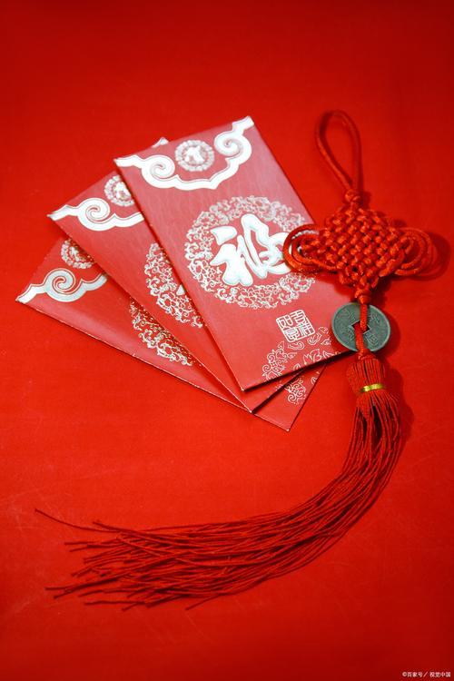 家人们，我正在参加写拜年语分5万的春节活动！活动超简单，写对联、马年诗词、创意祝