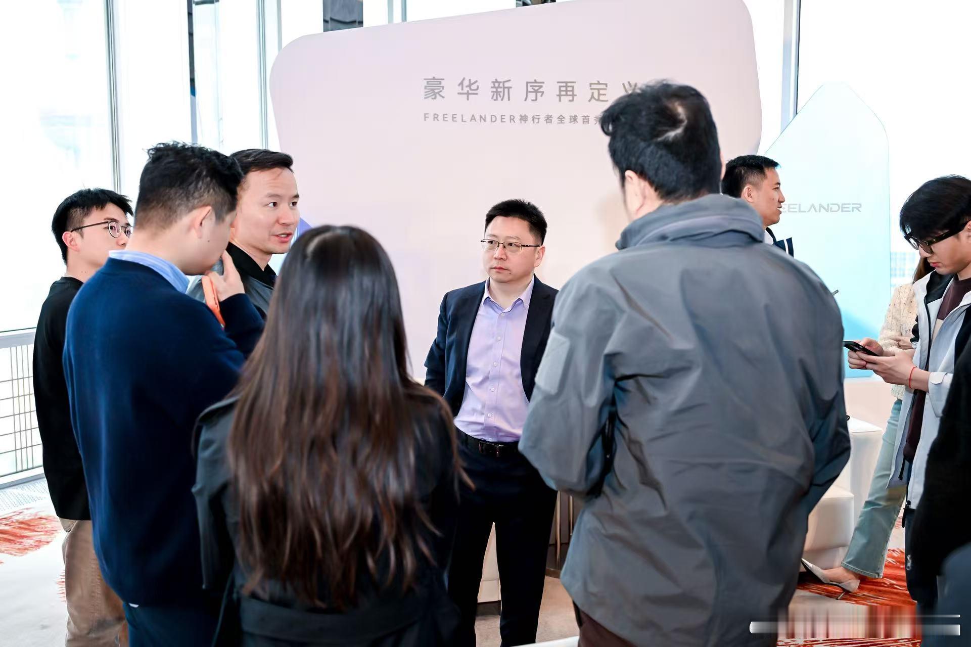 4月1号，参加了对Freelander神行者品牌全球CEO文飞的采访，有些问答值