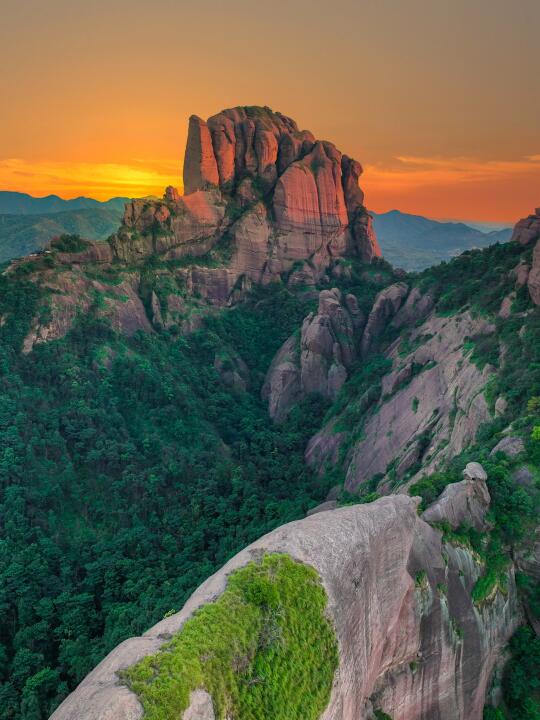 徐霞客没骗我‼这才是江西最值得爬的山