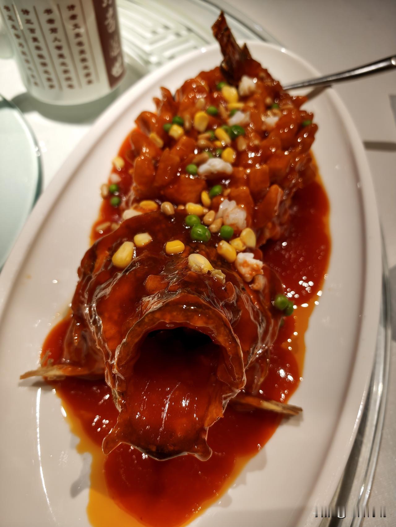 两个人的午餐：
松鼠鳜鱼🐿️🐟
凉拌小小黄瓜🥒
海胆麻婆豆腐🌶️
记录我