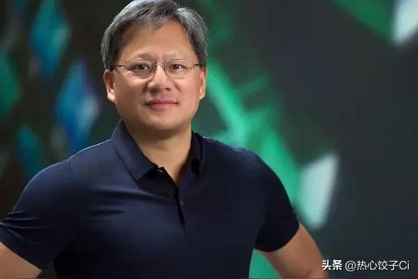黄仁勋说，华为是全世界有史以来最强大的，科技公司之一，他们理应获得，管他们有很多
