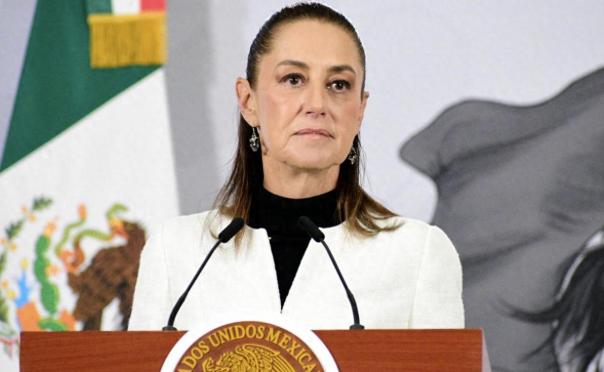 【 特朗普扣押马杜罗施压墨西哥 拉美多国齐声反对霸权】日前，美国总统特朗普下令对