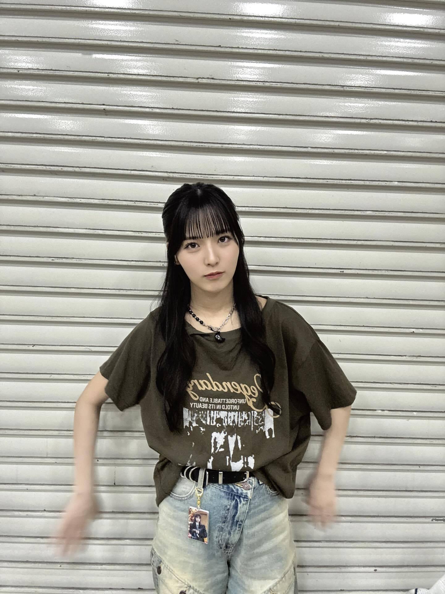 中嶋優月「 リアルミーグリありがとうございました🌙お月様を首元につけま