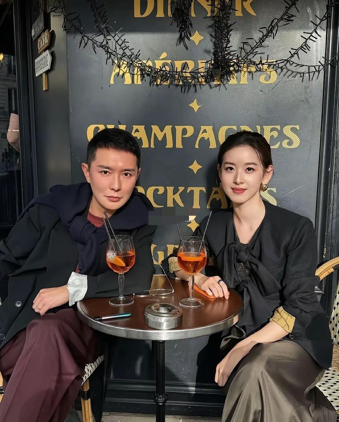 章泽天我认识，旁边男生是谁？看上去二人关系挺好的