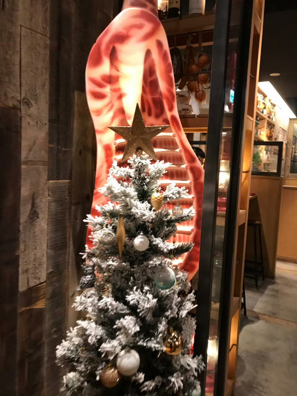 【搬运】2018年11月15日lunch time出来吃肉🥩中份的250g走起