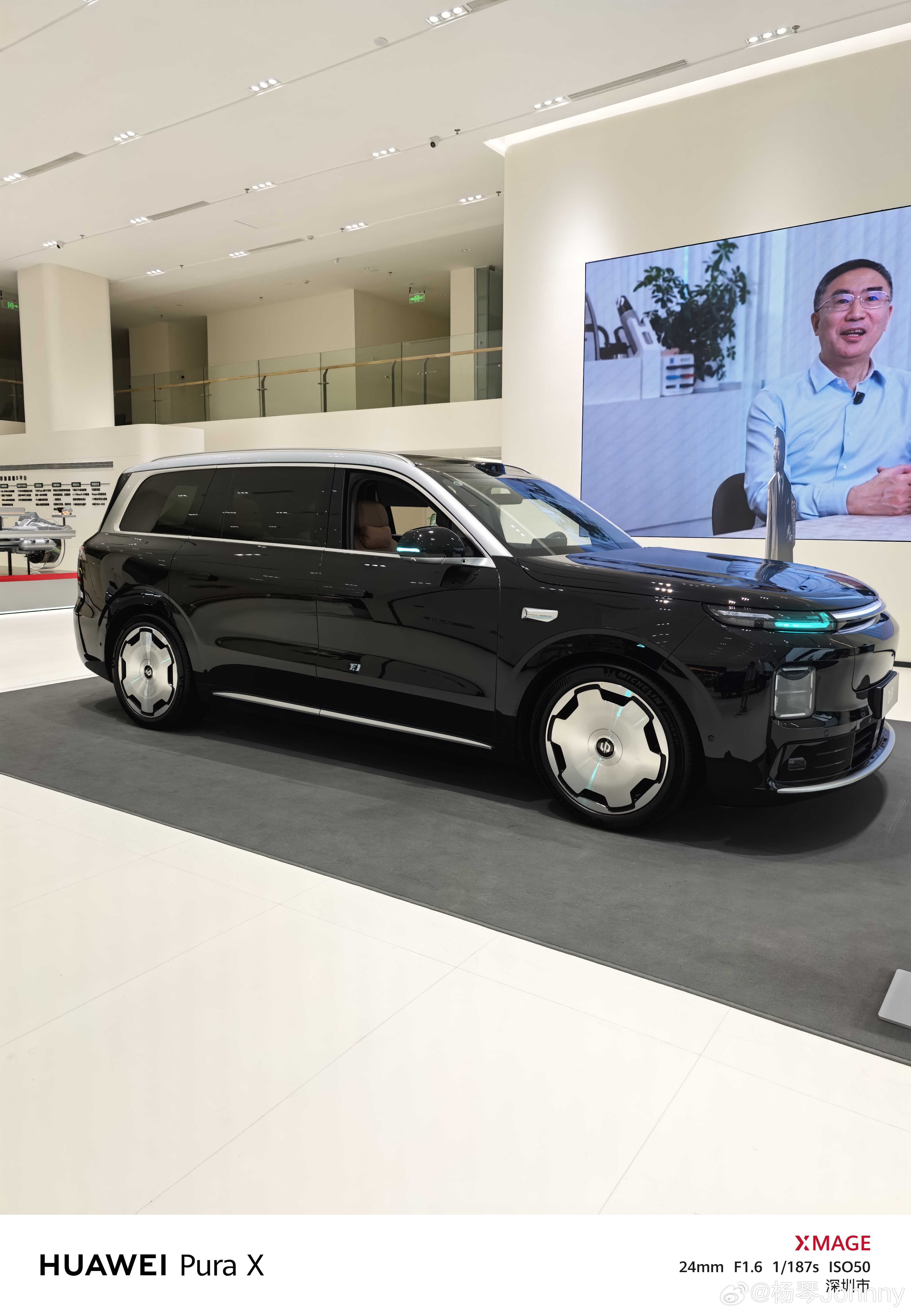 过来提零跑D19了这也是全国唯二的直营旗舰店！ 深圳·万国城