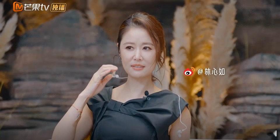 林心如 都是何美延去挑事儿的哇哦，林心如结婚九年这洞察力绝了，一眼就指出何美延梁