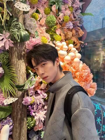 张嘉元回应被章子怡点评很值张嘉元称被章子怡点评收获满满，让他知晓努力空间，清晰未