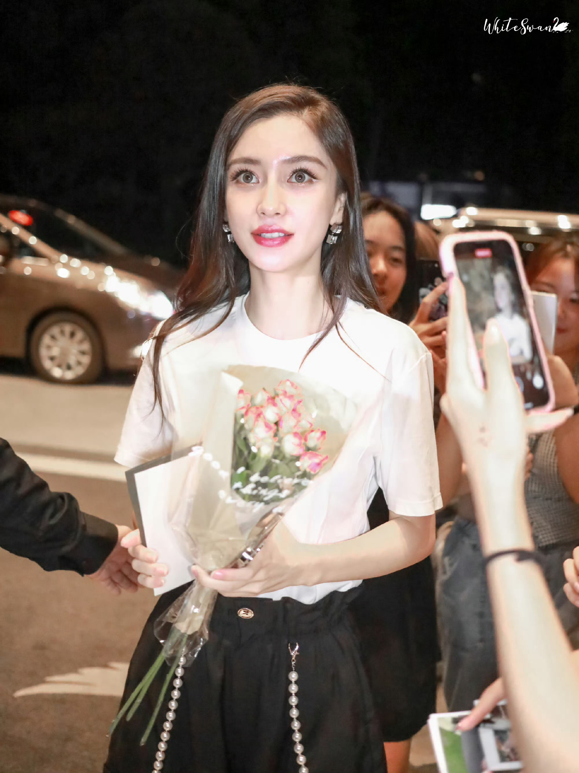 angelababy[超话] ☃️angelababy臆想症越来越严重了 看着你