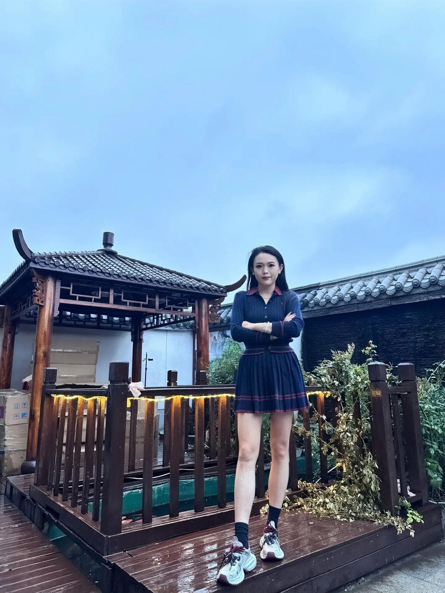 像这种天大的事 我已经经历了两次 满城风雨，人尽皆知 这一次，我不会像...