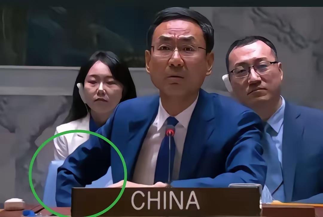 ·终于对巴基斯坦出手了！耿爽在联合国当众“开火”，直接剑指巴铁内部的恐怖组织，还