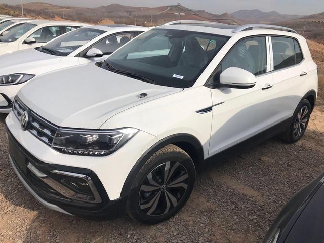 【车主：颜值绝对的很满意，青春富有活力，时尚动感且精致是我对它的外观评价】
大众