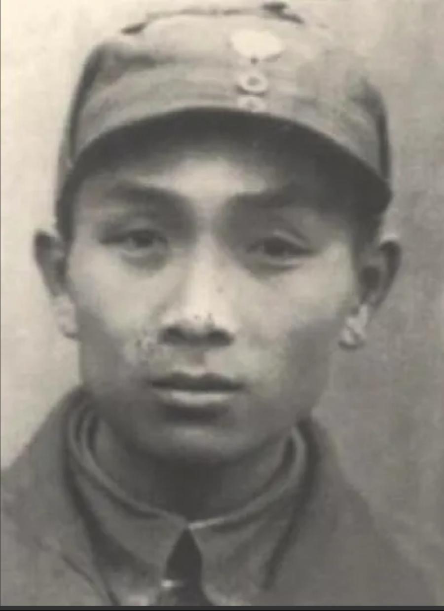 1951年，地主徐裴章被判死刑，行刑时，他已没了盼头。谁知，地委书记却派人送来一