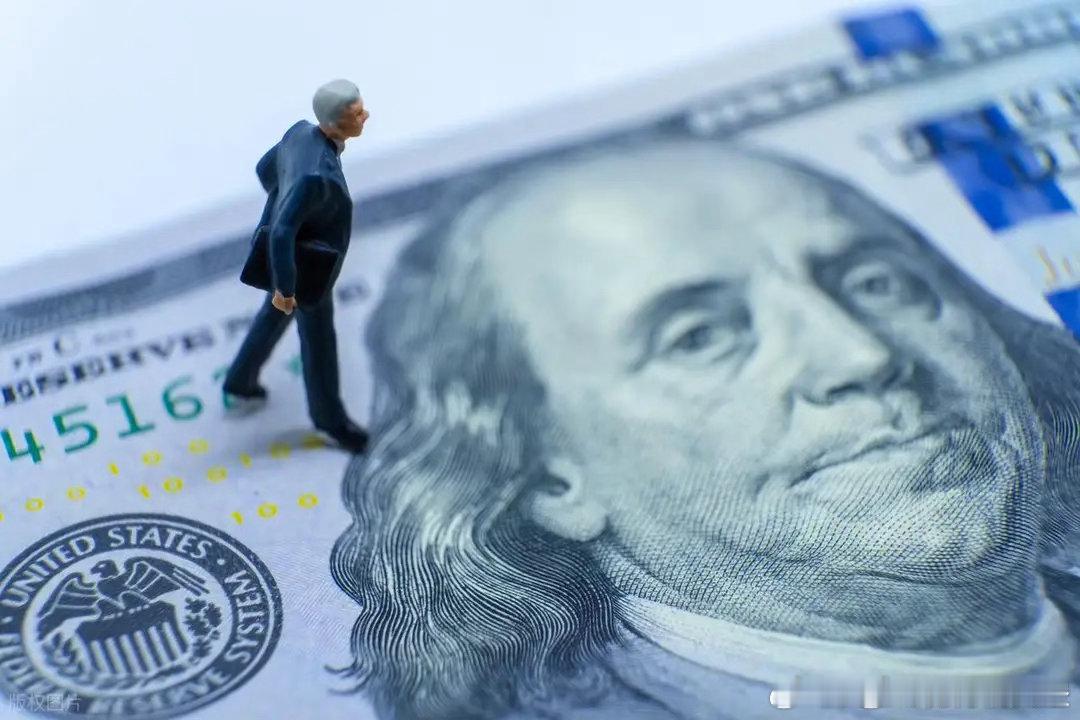 美联储宣布加息25个基点 美联储凌晨加息：1，说明美国经济很不错，2，对其他经济