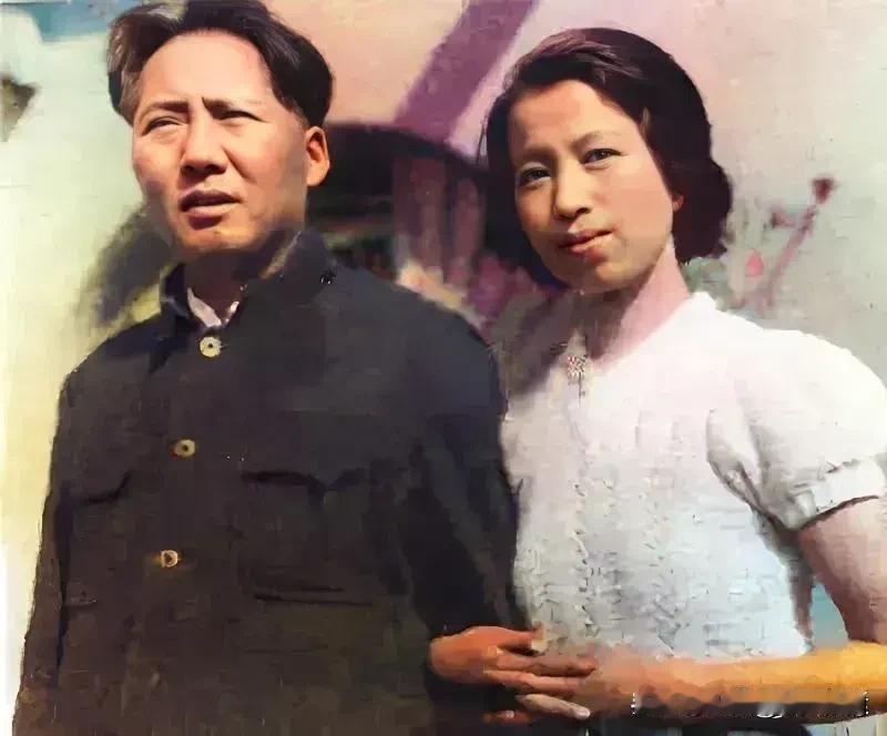 历史相机的按下了快门键，成就了这张罕见的照片。请你给此照命个题。
（图侵删除，谢