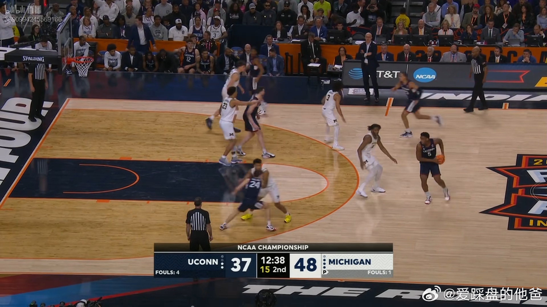 NCAA总冠军，应该是密歇根了，实力强一截啊！ 