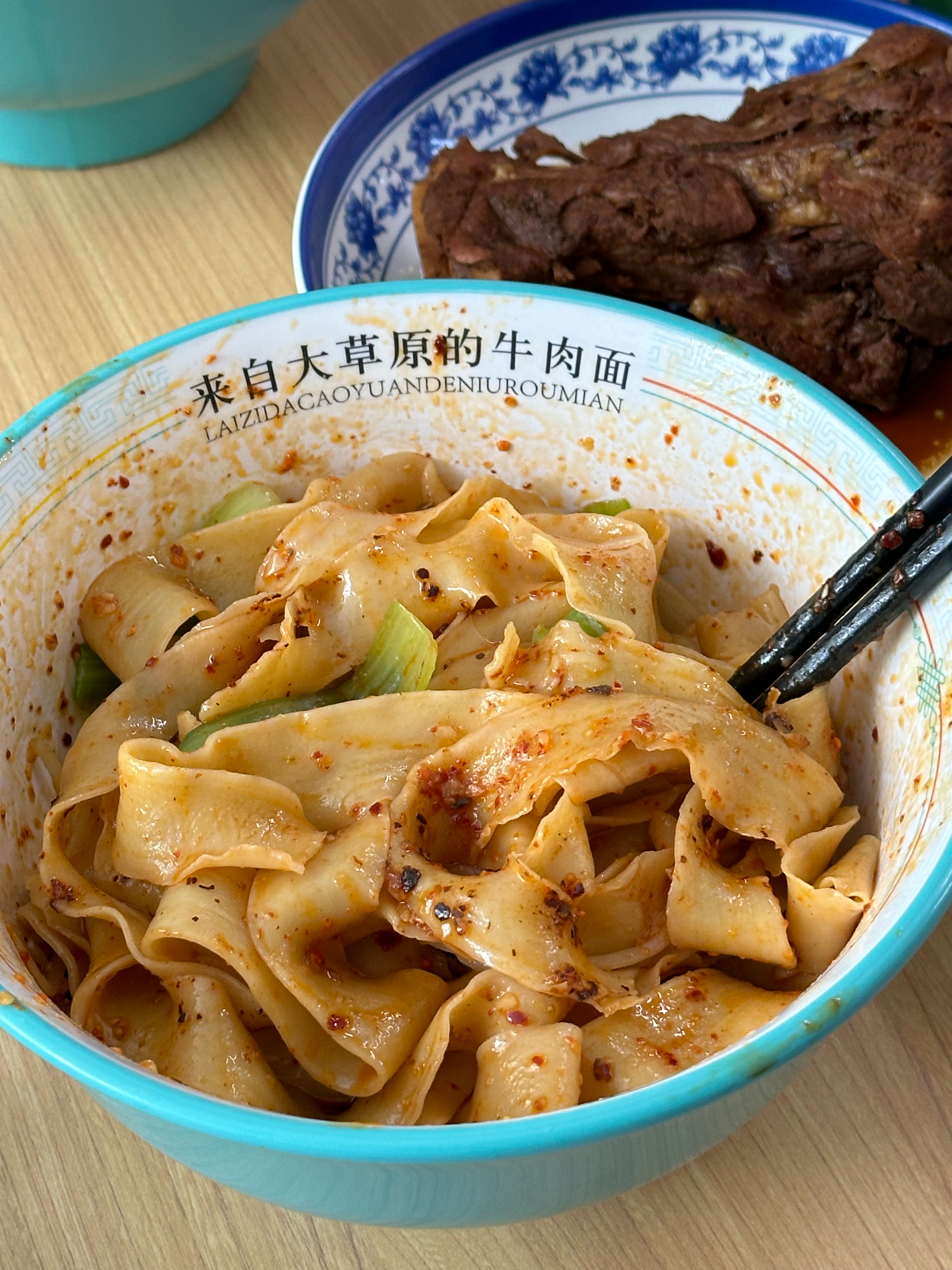 艾玛 这家的油泼面太香太好吃了！！ 