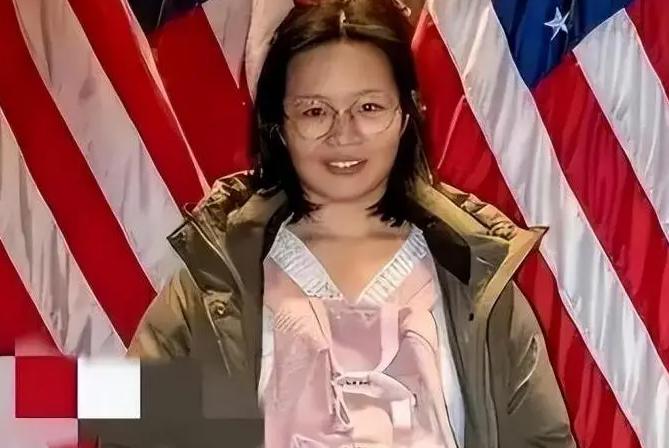 “反华妖女”许可馨，回国后曾叫嚣没人敢动她，如今再看她的处境，确实让不少人直呼痛