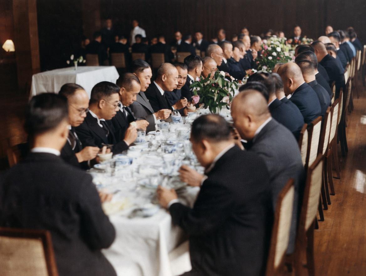 1937年3月16日，时任国民政府军事委员会委员长、行政院院长的蒋介石，在南京宴