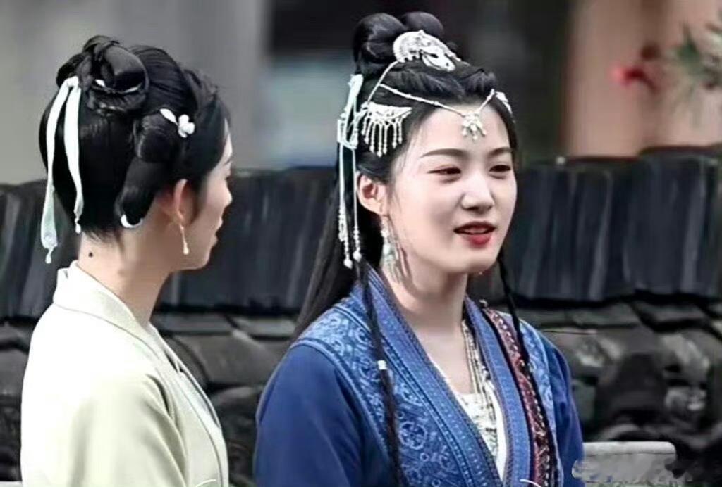 卢昱晓这一次不会要被一个丫鬟给艳压了吧 ​​​