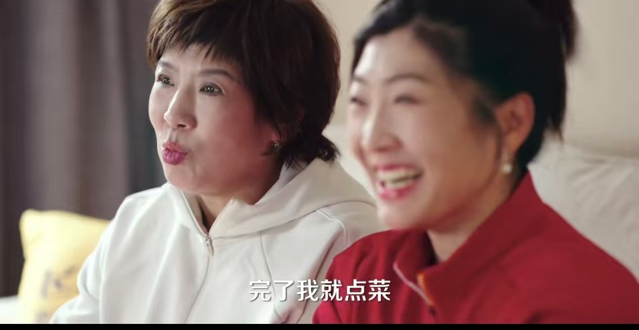  徐梦桃妈妈那句“世界上有很多路，适合你的才是最好的”真的戳心。不强迫、不攀比、