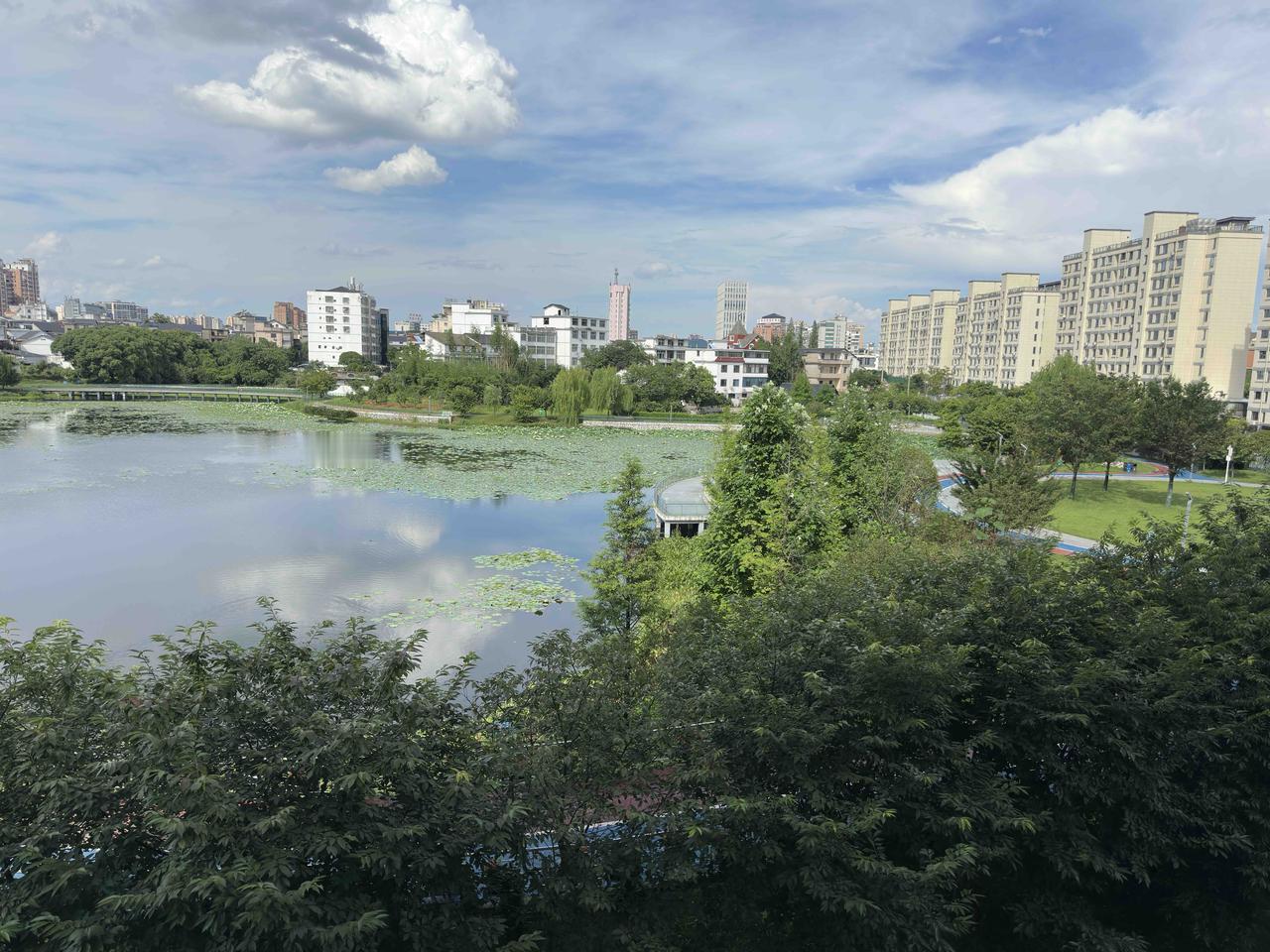 2026高考，江西物化生593分填报郑州大学稳不稳？

按江西物化生593分来看
