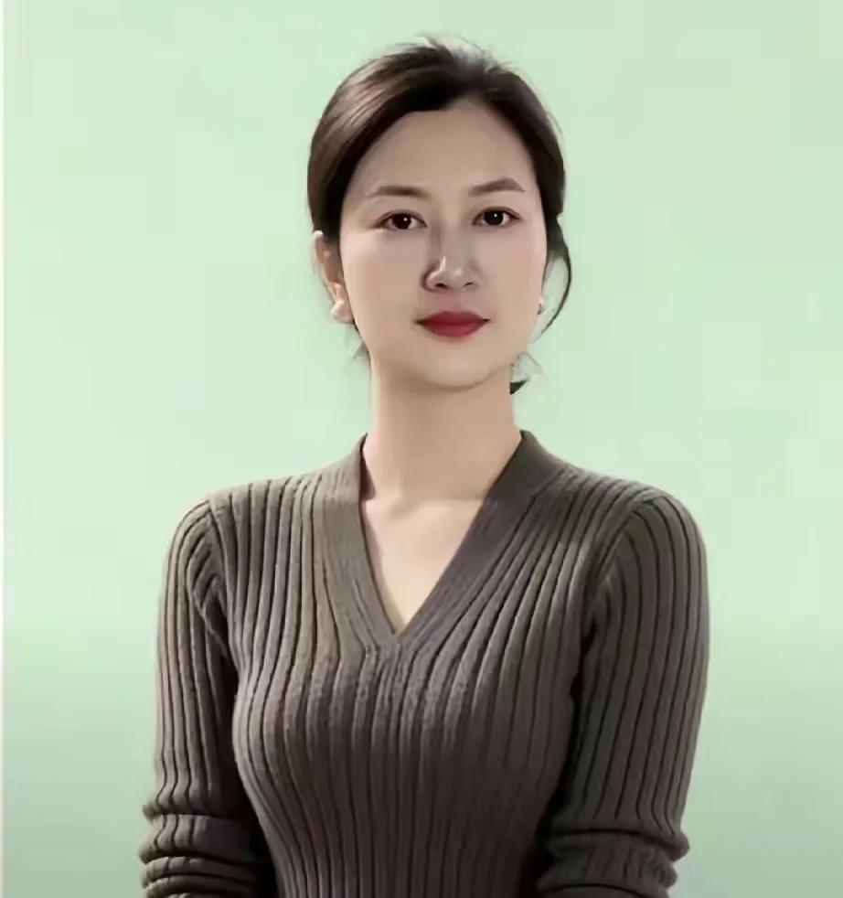 为人处世有三宝： 和气的脸，克制的嘴，良善的心。 生而悦己，而非困于他人。不成木