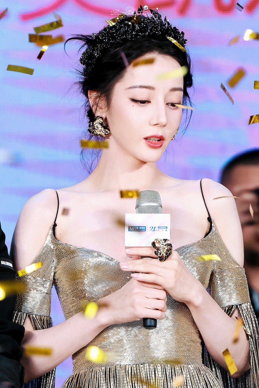 迪丽热巴 ​​​