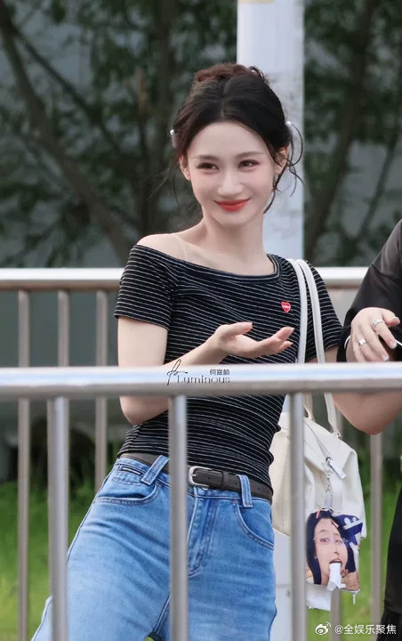 何宣林听到分词的反应何宣林分词时的反应何宣林都害怕了哈哈哈，一听到分词，赶紧“我