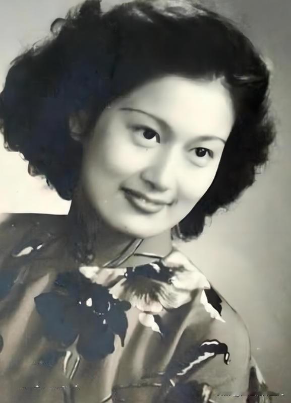 1977年，教育家叶公超与堂妹发生不正当关系，两人的地下关系被妻子袁永熹发现后，