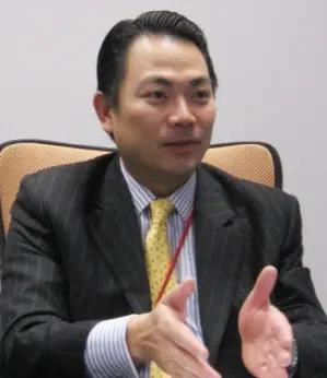 何景扬（？-2024年4月7日），男，1996年加入香港特区廉政公署，曾任香港特