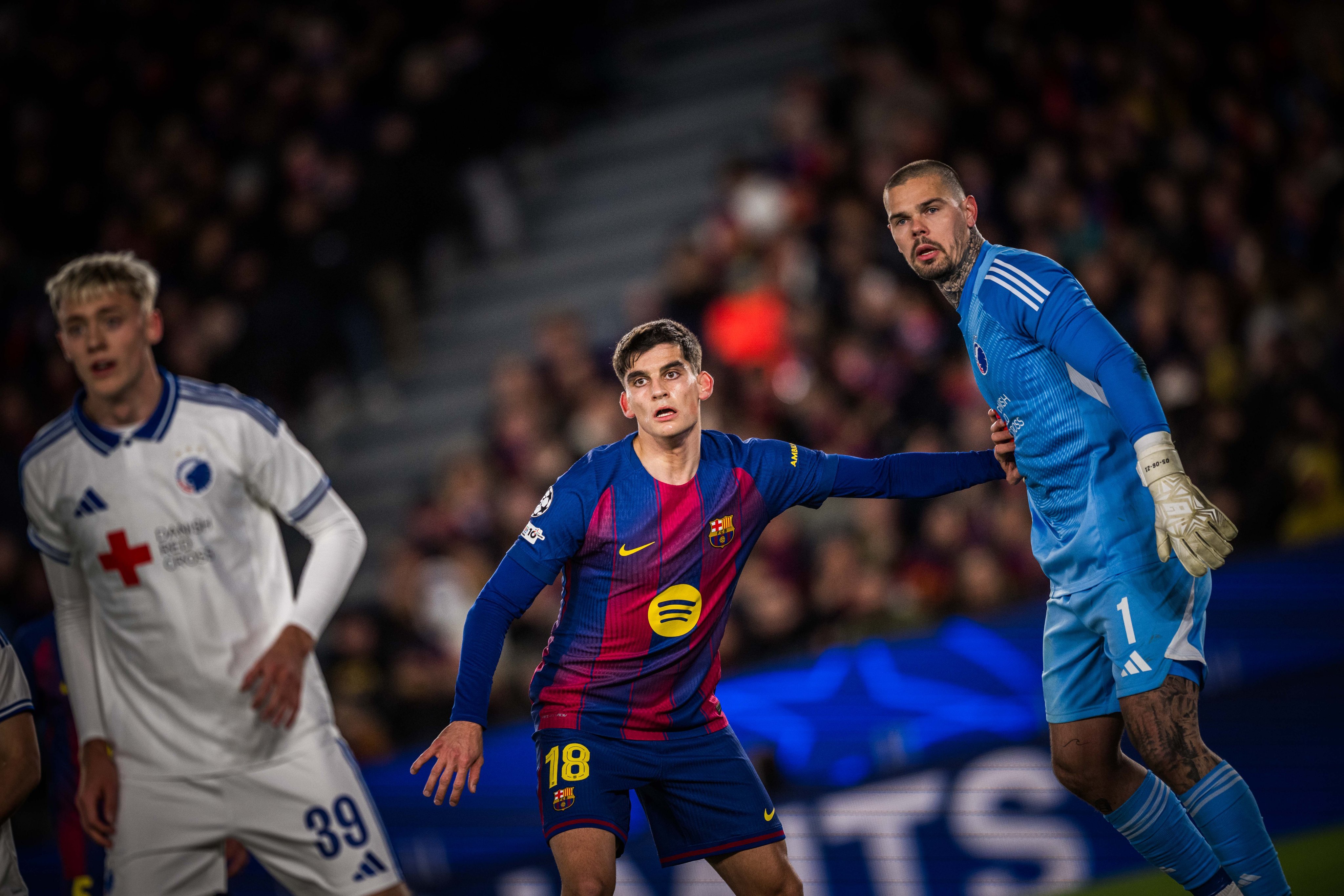 全场比赛结束🔚巴萨主场4比1逆转哥本哈根，成功直接晋级欧冠16强，哥本哈根开场