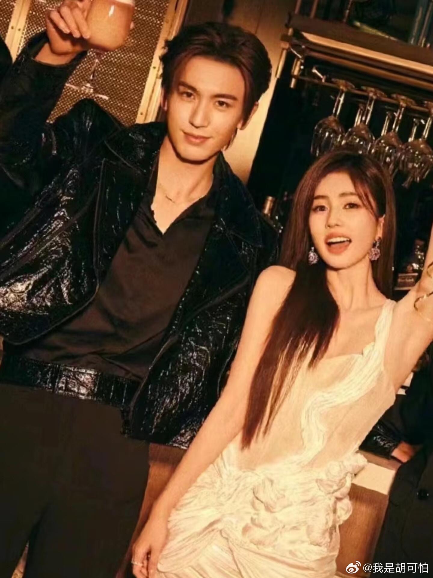 刘大锤直言张凌赫白鹿复合无望，两人目前无任何相关消息所以张凌赫和白鹿什么时候在一