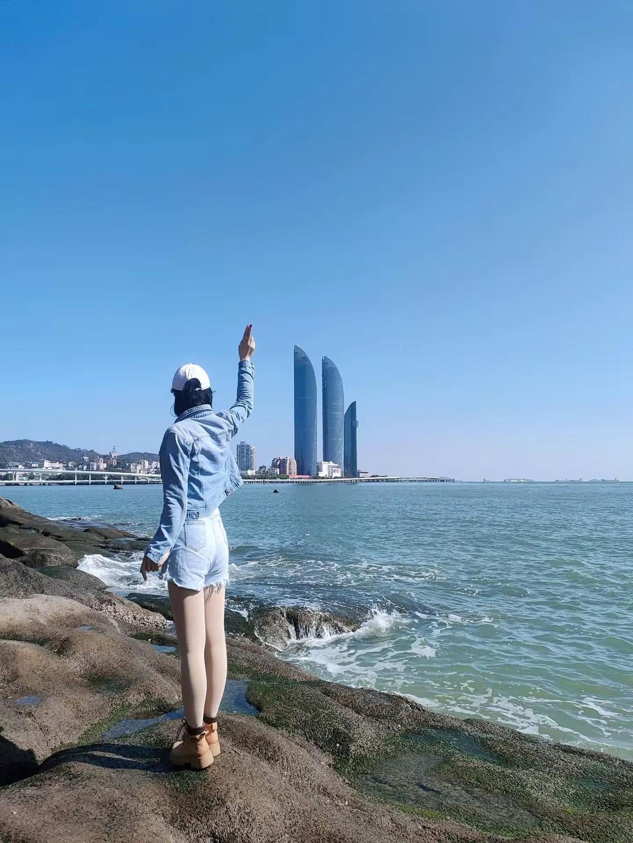 “我与我周旋久，宁做我”