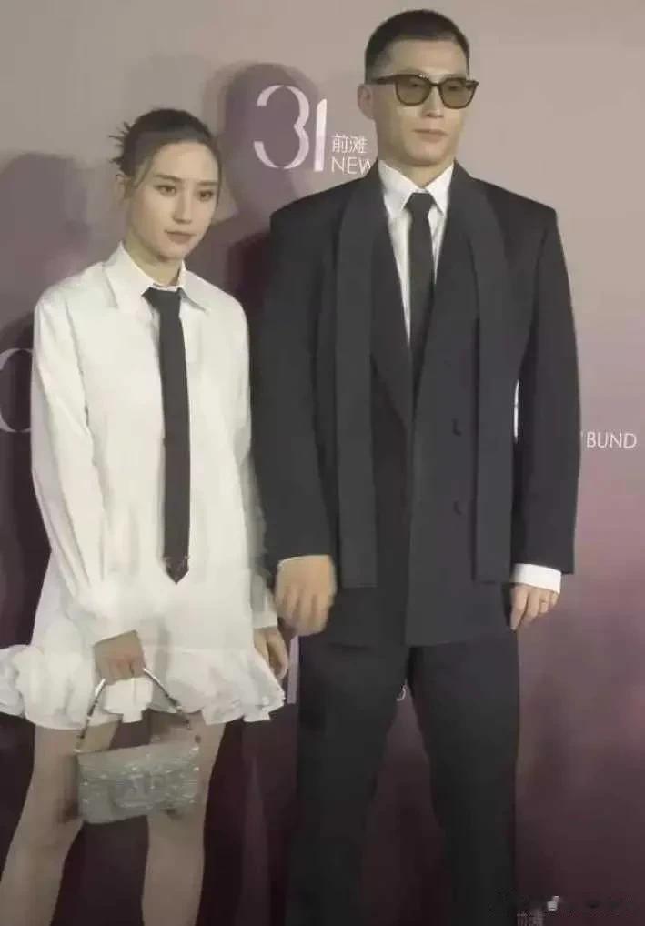 近日，由张艺谋女儿张默执导的电影《救疑犯》即将在各大影院上映。该片由主演张和以及