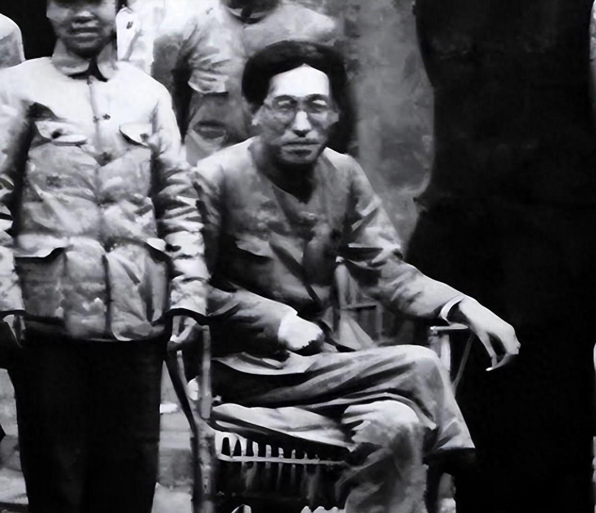 李玉南，四川巴中一位优秀的女红军，因丈夫叛变被长期压制和误解，她的经历值得被更多