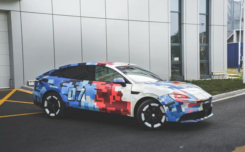 现在的轿跑“傻傻分不清楚”。日前，一组疑似MG07工程路试谍照被曝光。从曝光的图