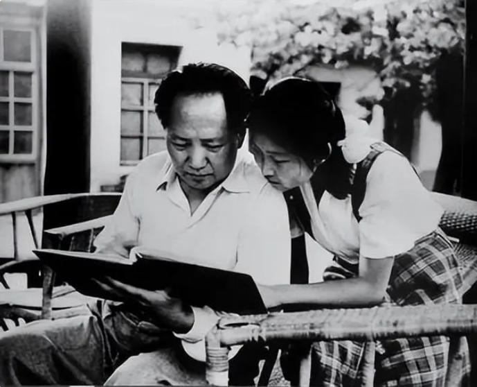 1965年，李敏将钟赤兵被批斗的情况告诉毛主席，这是他们的真实样貌，最后毛主席将