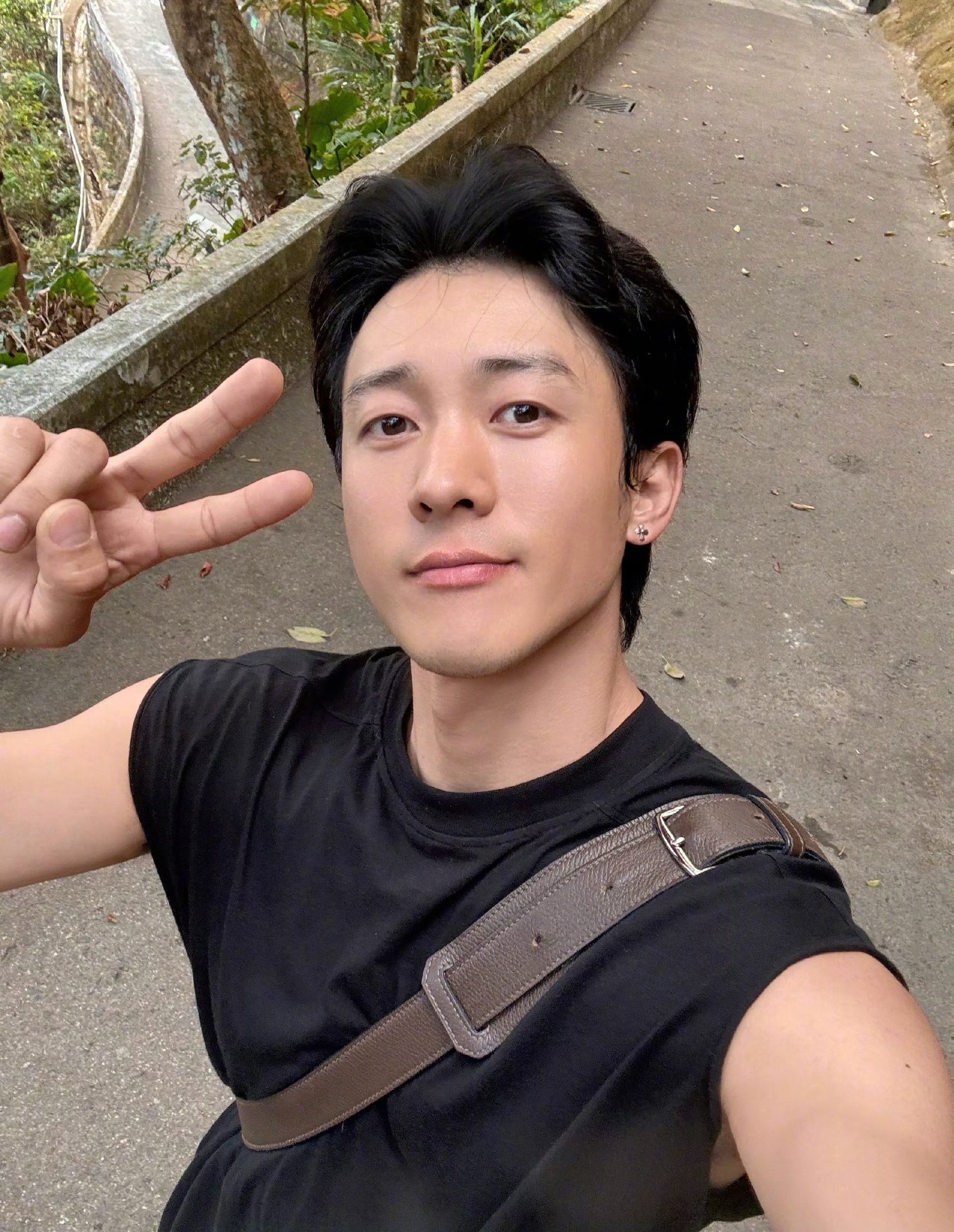 侯雯元方否认和姚晨恋情侯雯元 勿编故事勿造谣 18日，网传姚晨 侯雯元恋情，引发