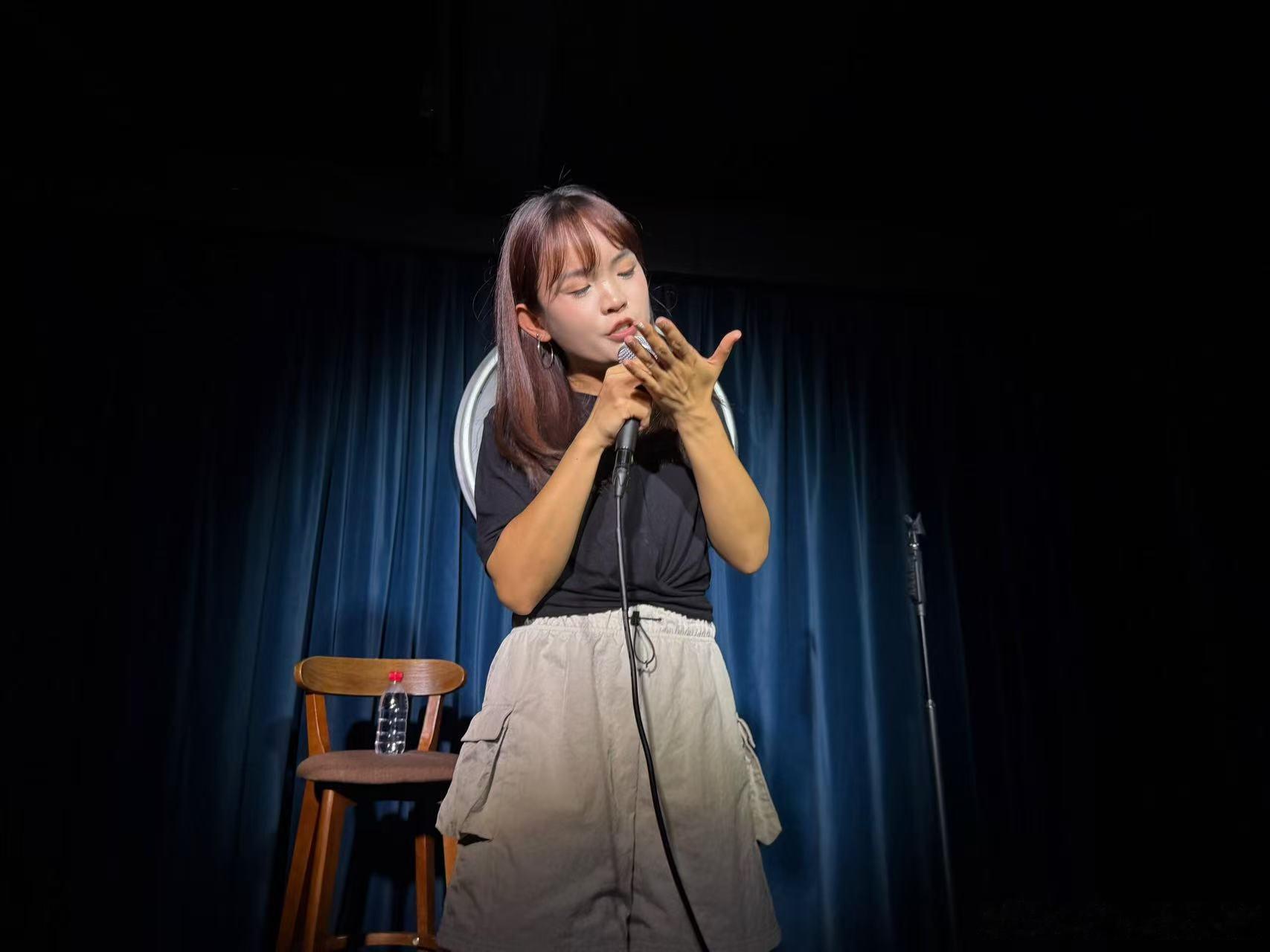 自由职业在长辈眼里等于无业搞艺术被亲戚质疑不正经工作脱口秀和ta的朋友们 谁能体