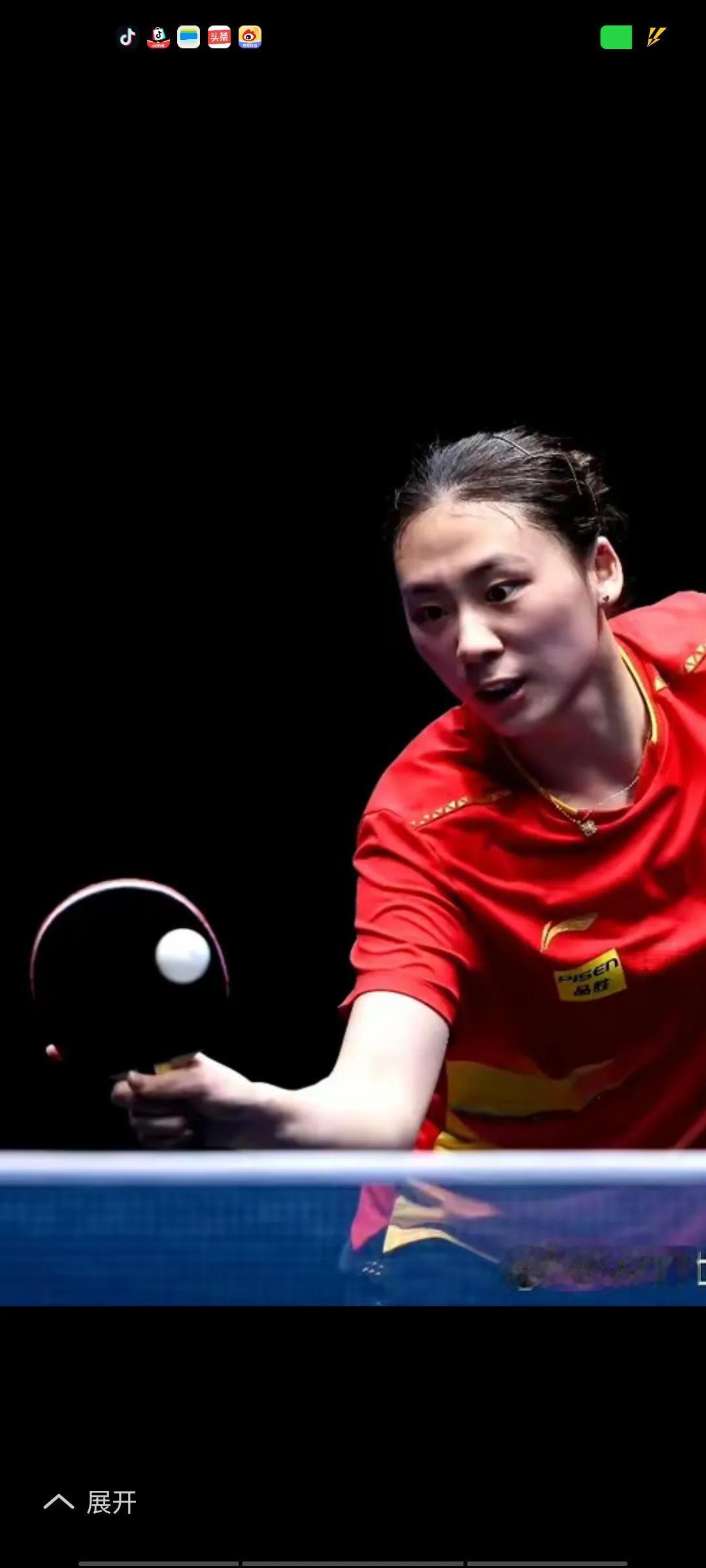 陈熠4比3战胜早田希娜，率先挺进女单四强。凌晨4点的胜利，来之不易，陈熠是在0比