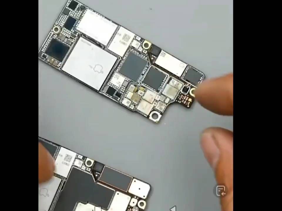 杨长顺拆iPhone Duo 疑似芯片出问题？