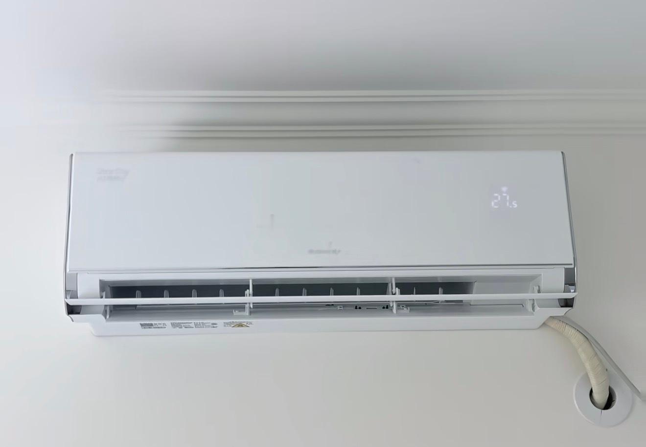 三千买的空调只用出一千的效果高价购入空调却效果大打折扣，不少问题源于安装偷工减料