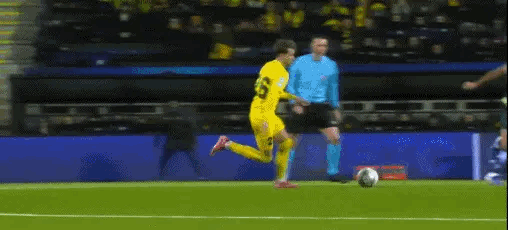 博德闪耀vs曼城 ｜博德闪耀3比1曼城 罗德里1分钟内连吃两张黄牌，主裁判斯文·