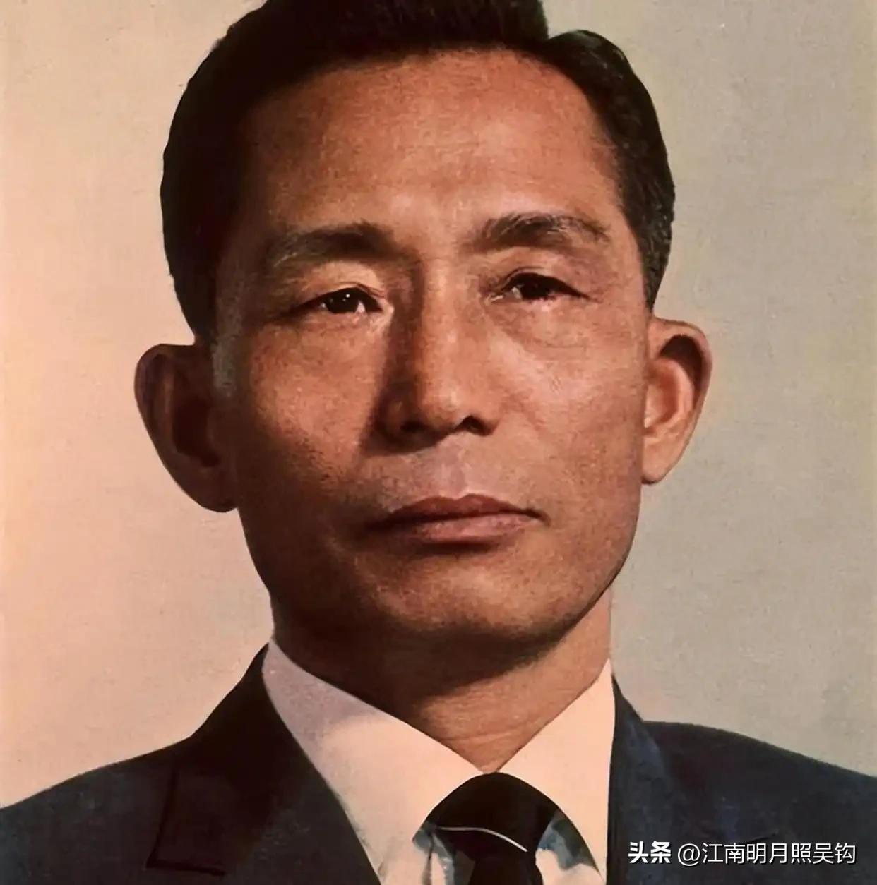 朴是韩国人常用的一个姓氏，读音piáo‌。那中国人有没有姓朴的？姓氏 朴姓 
据