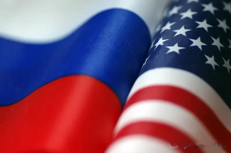 梅德韦杰夫证实俄美正秘密磋商 梅德韦杰夫证实俄美正在秘密磋商，这事儿可太有看头了