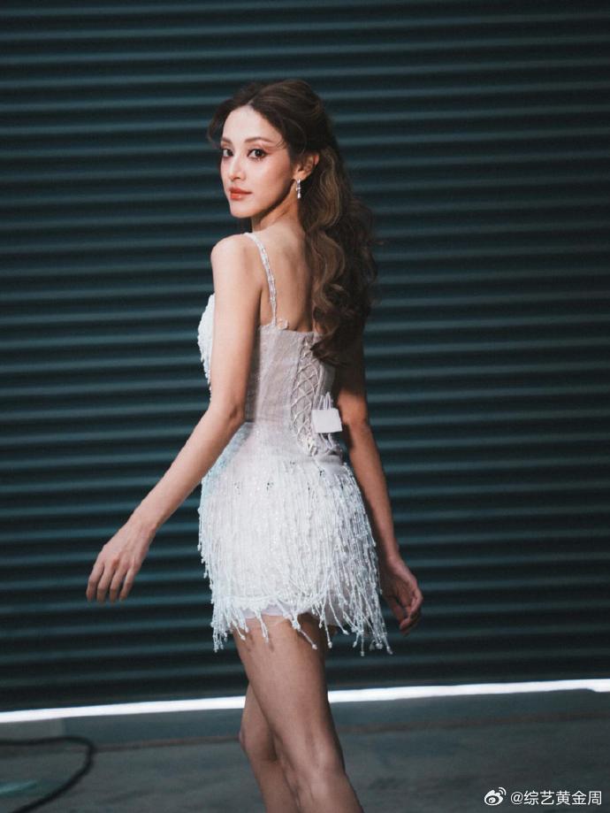 陈凯琳感动落泪期待一公舞台！两个温柔又有力量的姐姐一定超绝乘风2026