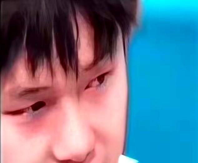 运动员被骂到哭，我们还鼓掌吗

2025洛奥刚落幕，中国选手拿牌没拿牌都被喷。