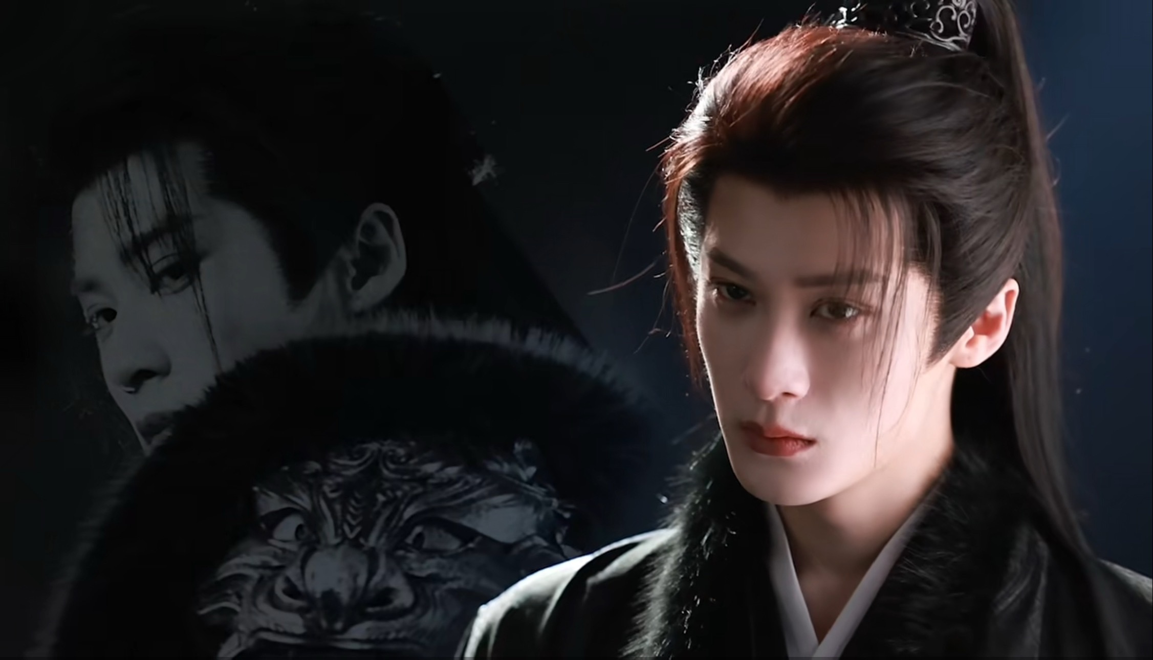 真的救大命了，在这张脸上完全找不出一丝一毫的瑕疵，明明是拍定妆照，为何眼神如此的