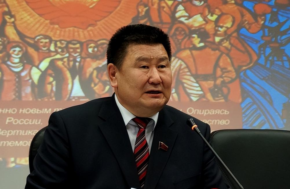 曾参加车臣战争、立下战功的俄罗斯国家杜马议员马尔哈耶夫，近期公开发文痛批本国乱象
